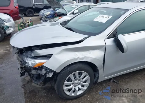 2016 Nissan Altima 2.5/2.5 S/2.5 Sl/2.5 Sr/2.5 Sv z USA, uszkodzony, nr VIN 1N4AL3APXGC255536